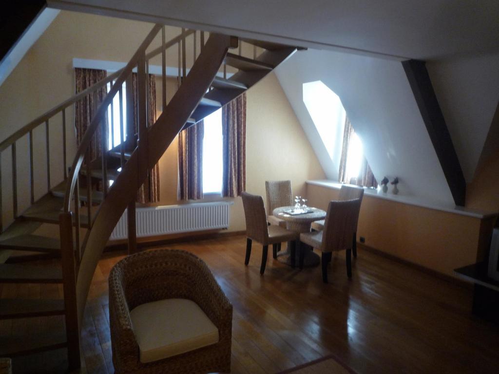 Le Chateau De Rendeux Habitación foto